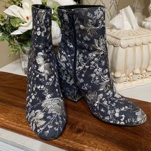 Merona Boots Size 7.5